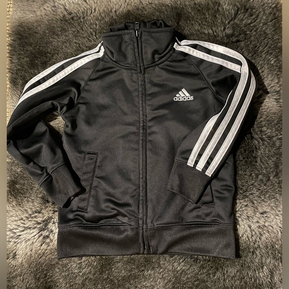 Kids adidas zip up ( 2T ) - Picture 2 of 3